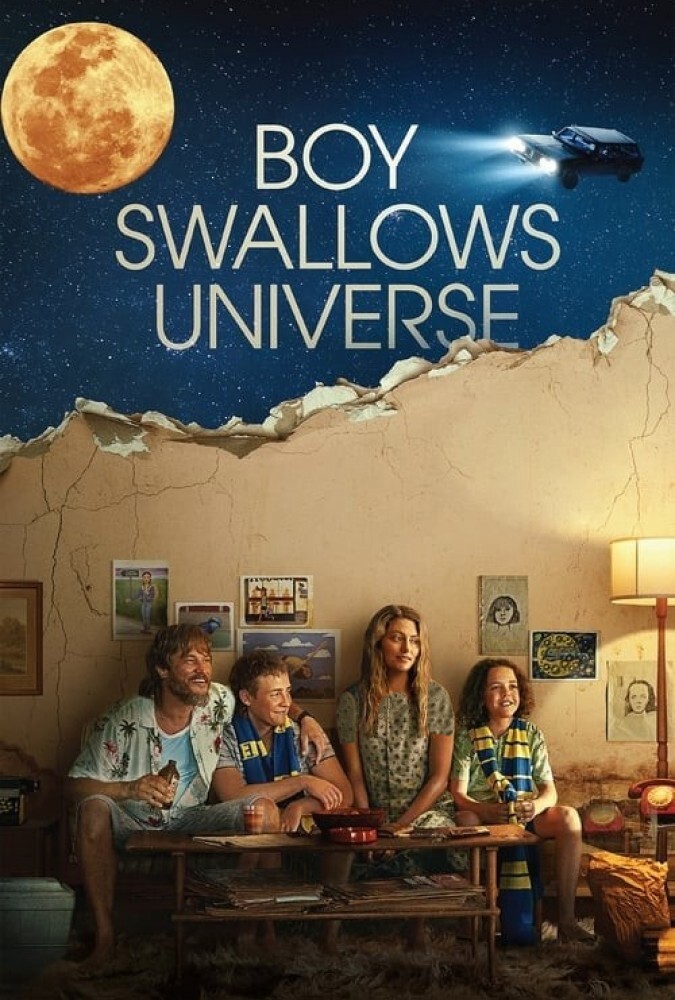 پسر کیهان را می بلعد Boy Swallows Universe