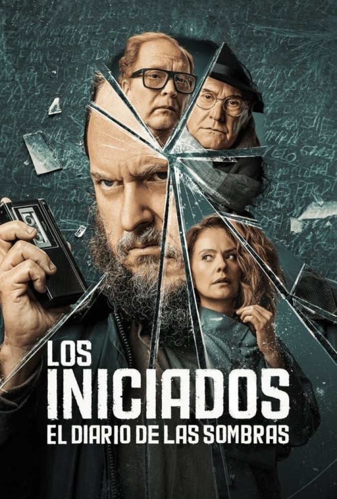 آغاز شده: نوشته شده از سایهها The Initiated: Written from the Shadows